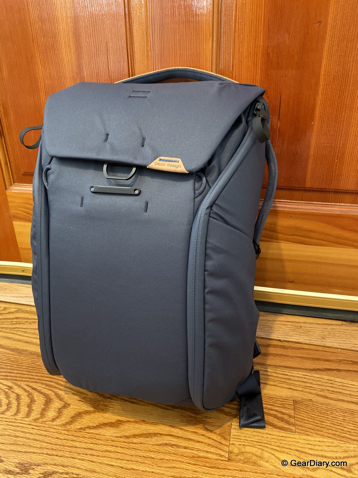 Peak Designs Everyday Backpack V2 Is a Fantastic Update to an Already Perfect Bag