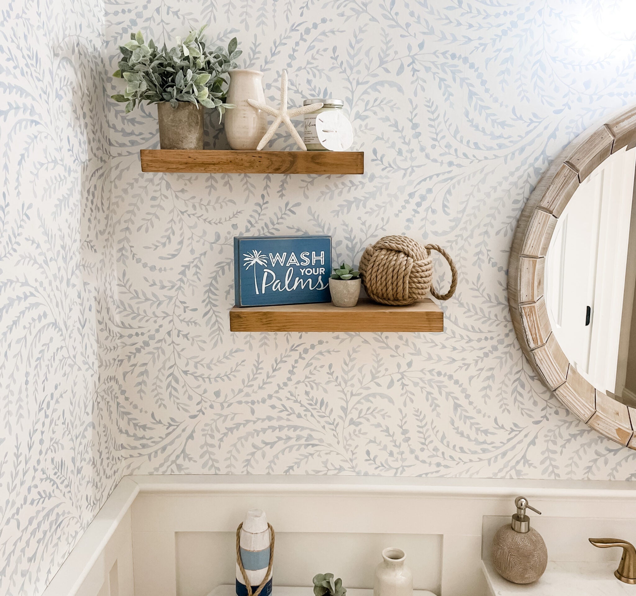 How to Decorate Floating Shelves in Bathroom: 9 Tricks to Know