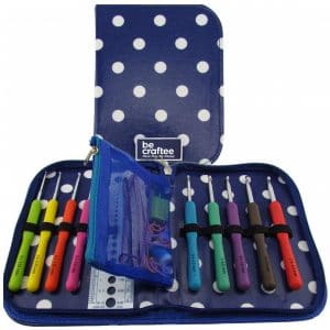 10 Best Crochet Hook Sets – Create with Your Favorite Laces! (Spring 2022)
