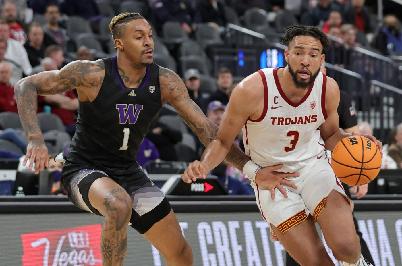 USC overcomes comedy of errors to beat Washington in Pac-12 tourney