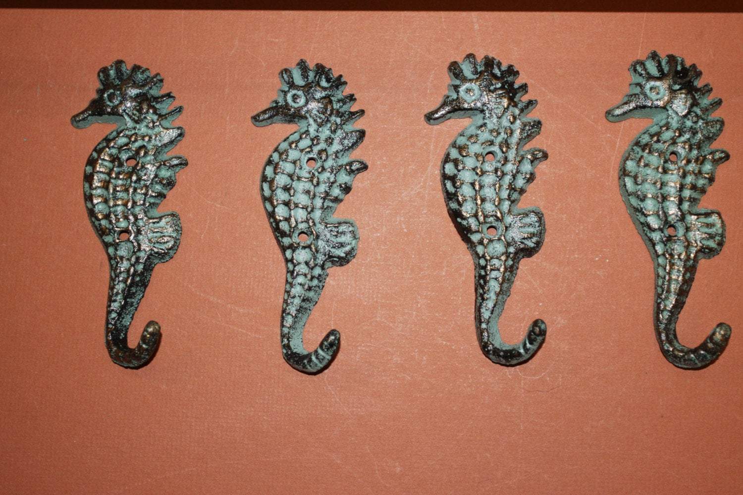 4) pcs,  Bronze look seahorse bath hooks, free shipping, cast iron seahorse bath decor,seahorse jewelry hook,  key hook, N-25